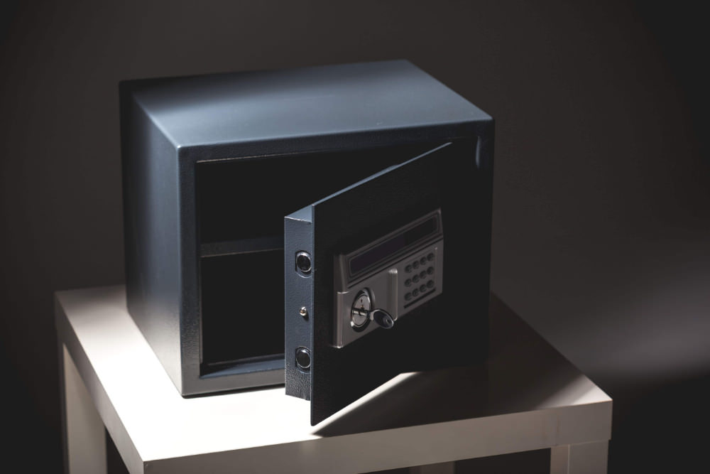 Residential and commercial safe